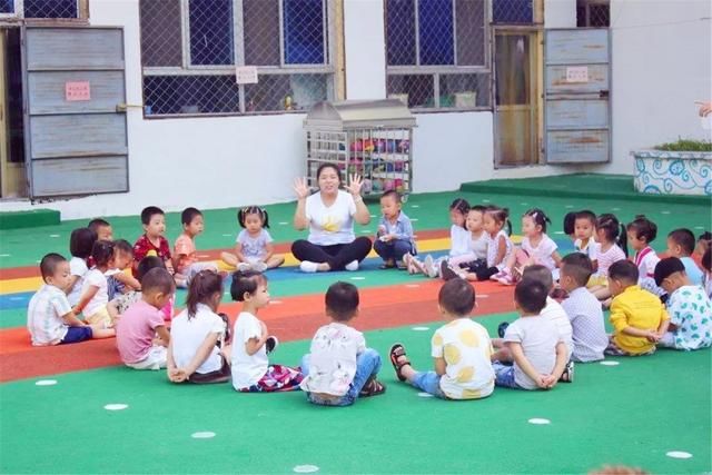 幼儿园|又到幼儿园开学季，三种衣服不适合穿去上学，希望家长没准备