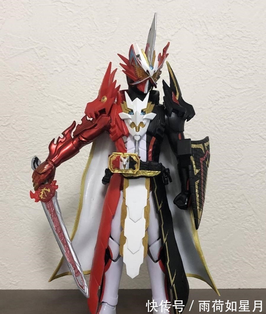 shf|假面骑士圣刃玩家自改剧场版限定形态情感龙 四仔的盾牌真好用