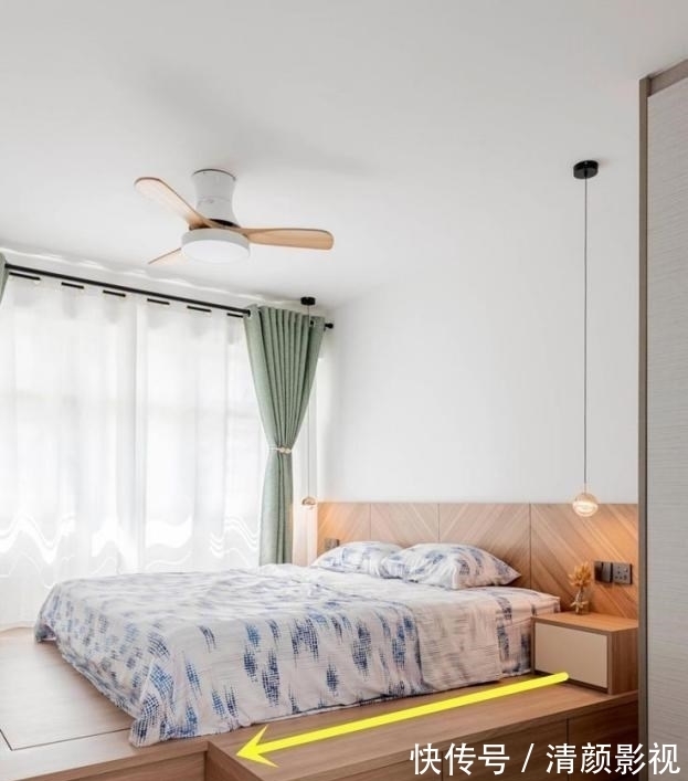 床头|传统床头柜我看不上,悬空设计延伸2m桌面,一字排开可享3大功能