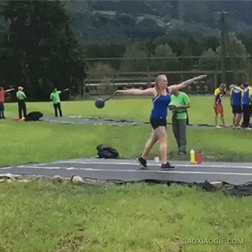 |搞笑GIF趣图:不要问我为什么,以后找女朋友一定要看素颜