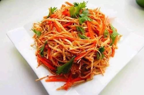 美容护肤|女性肚子鼓鼓太丑，常吃以下食物，排毒养颜美容护肤，好处多多