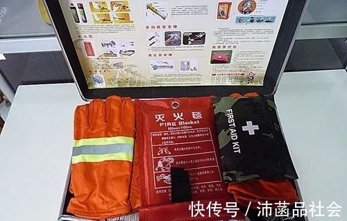 逃生绳|男子网购吹风机会喷火?“双十一”将至,谨慎点!