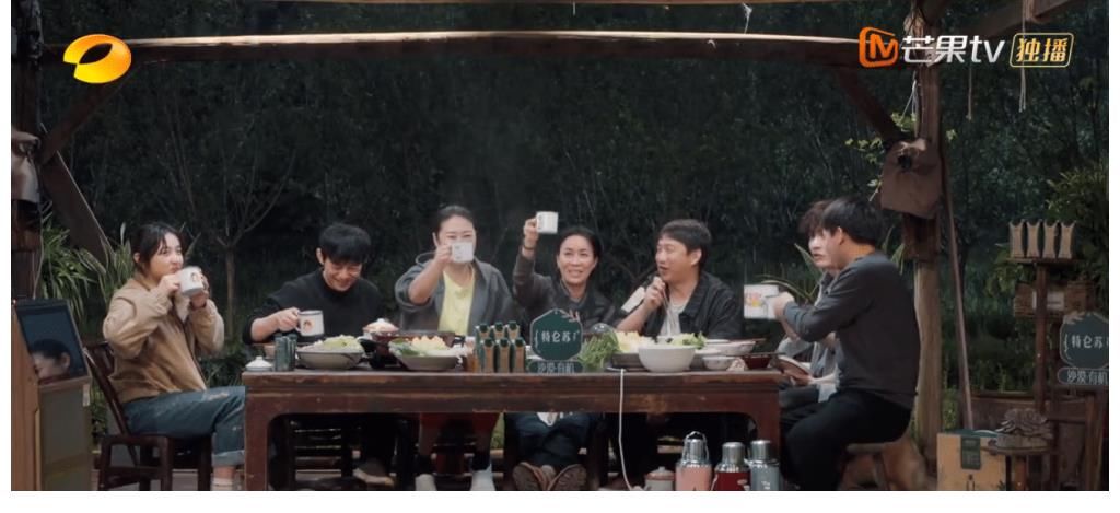 嘉宾们|嘉宾们为何都夸赞黄磊厨艺?看清《向往5》录制方式,想吐槽都没机会