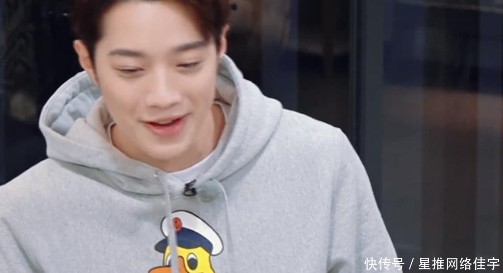 剩菜|舒淇建议把剩菜送人,李雪琴怕吃剩的不合适:两人合计一个好办法