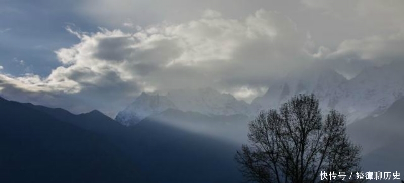 独自|秦观一人独自出门纳凉,写下一首生动有趣的诗,读来令人拍案叫绝