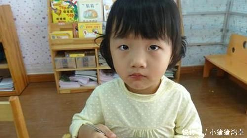 适应能力|女儿上幼儿园后一回家就喊饿，看到辞职老师晒午餐，宝妈不淡定了