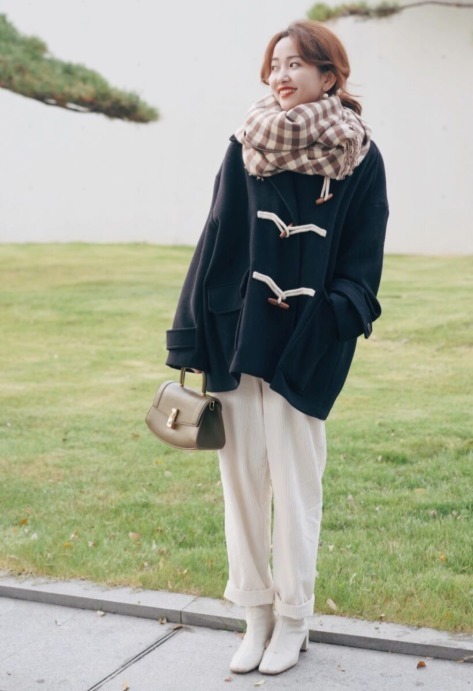 时髦 小个子女生穿大衣掌握这4点精髓,显高显瘦又时髦,美得高级