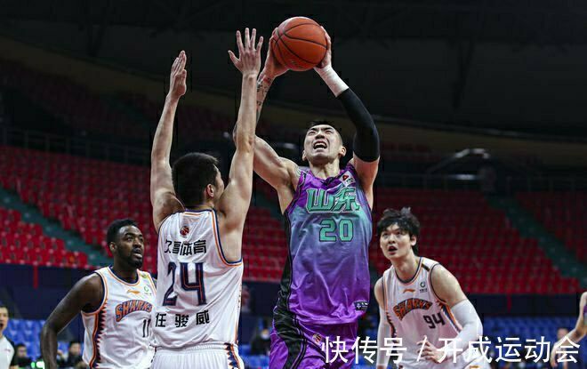 上海男篮|业余,山东男篮!上海男篮10分钟狂轰34-1,徐长锁只字未提责任