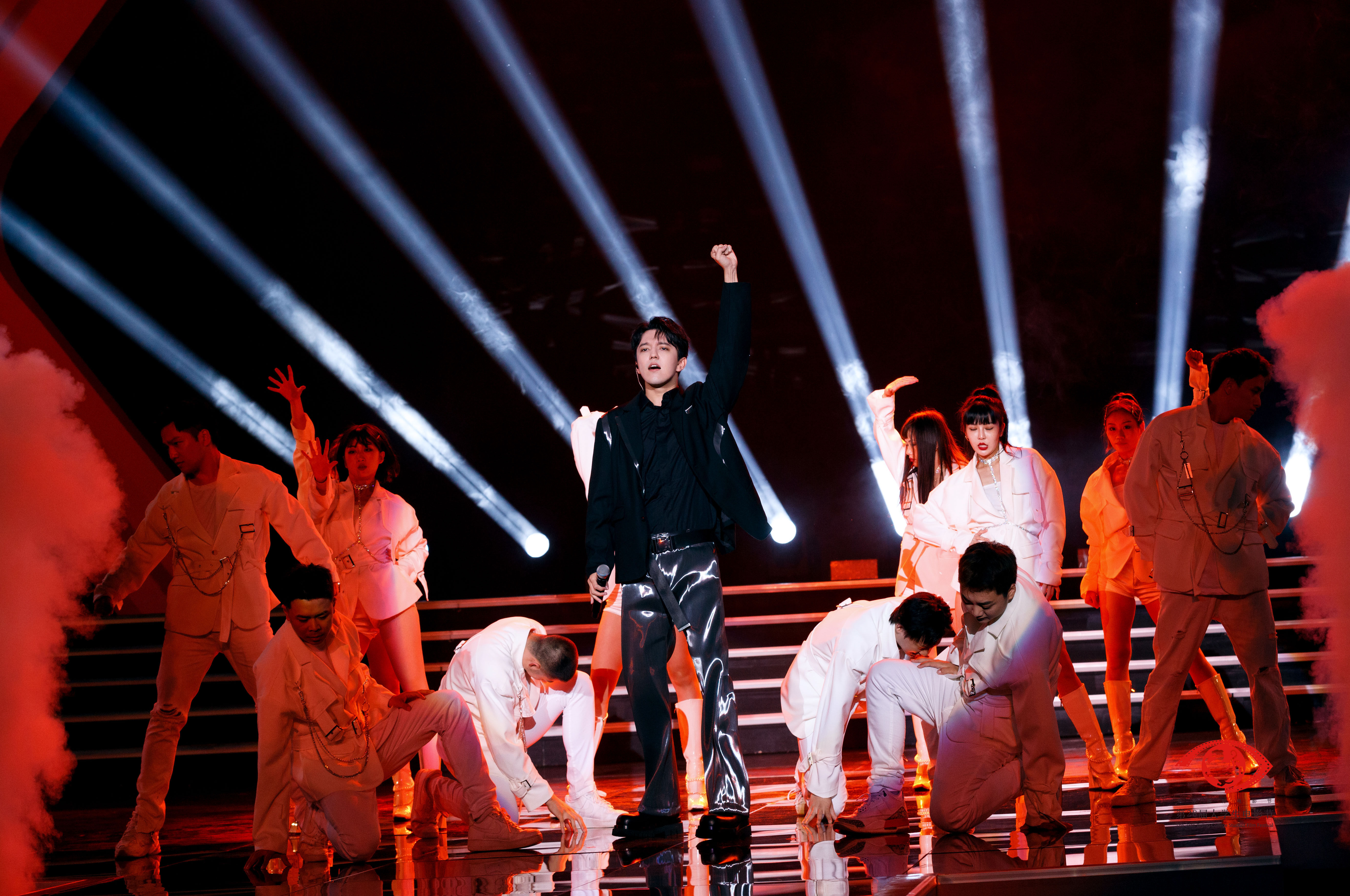 榮譽|北影節·第28屆大學生電影節“青春之夜”落幕 張譯、徐帆分獲年度男女演員榮譽