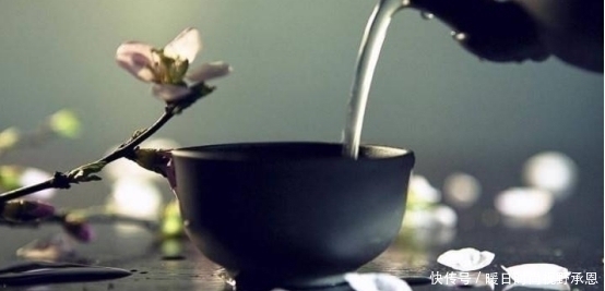 李白&李白最“狂”的一首诗将自己写入诗中,成千古绝唱至今无人超越