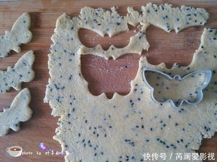 面粉|自制“小米锅巴”,又香又脆,不用面粉,不用烤箱,根本停不下来