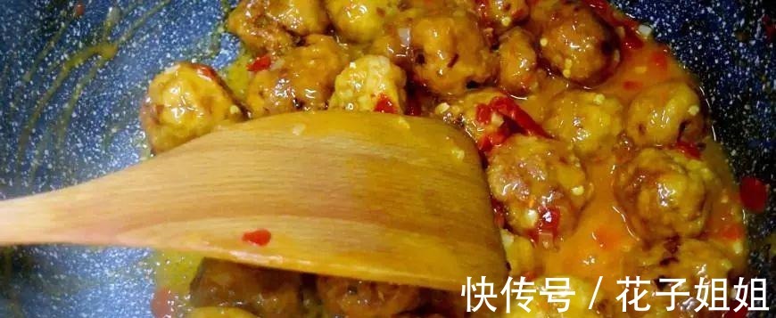 剁椒|豆腐丸子这么做才好吃!教你绝对好吃的豆腐丸子做法,简单又好吃！