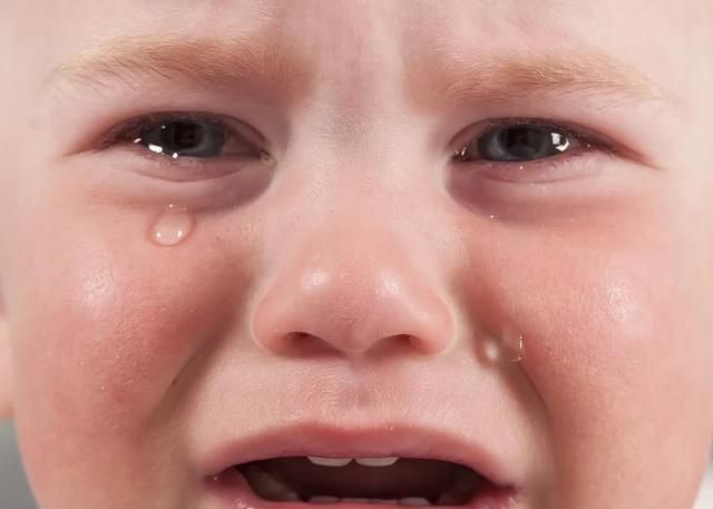 撒泼|孩子吵着买玩具,你可以不买,但一定不要说这句话!