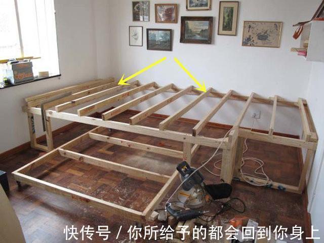 底座|我也想试试把卧室地面抬高50公分,地台抽出来一张床,上面是书桌