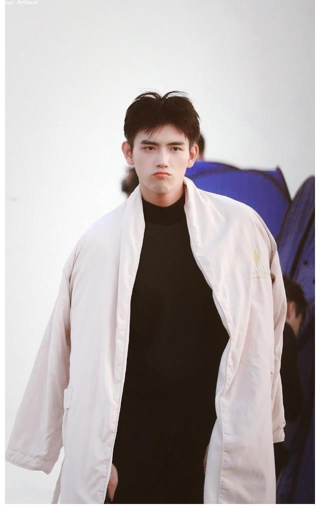 李榮浩|《跑男》導演全新綜藝定檔，五大常駐嘉賓確定，熱門節目再次來襲