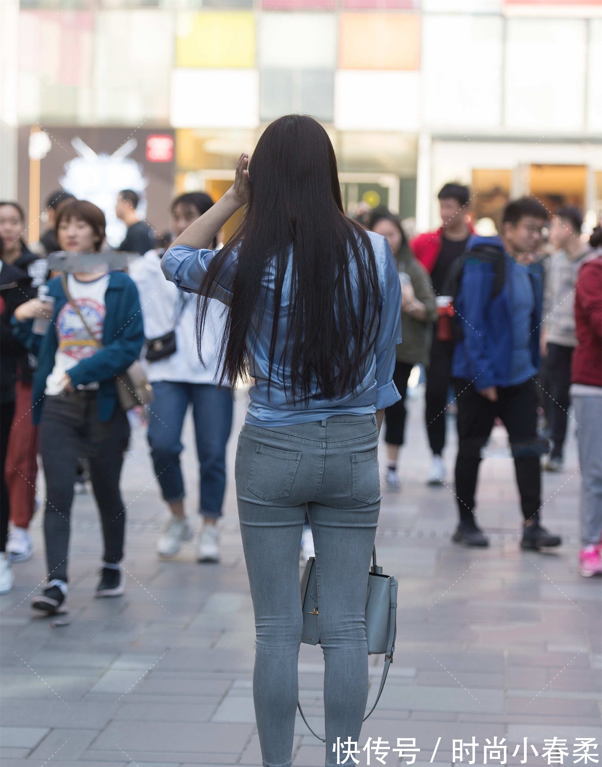 冰丝 设计感十足的衬衫,冰丝面料看起来很高级,搭配牛仔裤就行