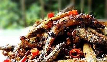 土腥味|炒泥鳅下锅前,很多人都没做这一步,难怪有股土腥味