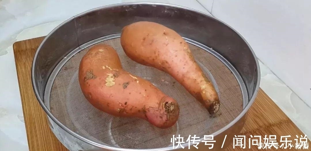 2个红薯, 1袋牛奶, 手不粘面, 做出最好吃的小零食, 放凉都不会硬