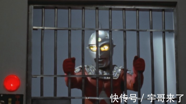 赛文|被人类囚禁的奥特曼有3位，戴拿被抽走能量，而他被防卫队营救