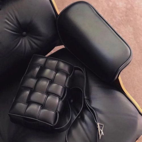 羽绒服穿在你身上显臃肿？穿在它身上刚刚好！