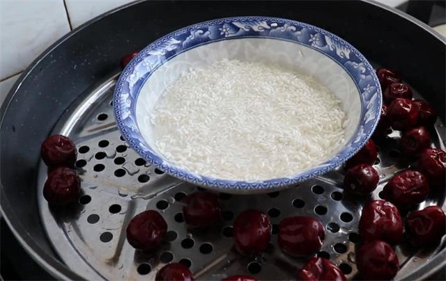 难怪酒店的八宝粥那么好喝?原来诀窍如此简单,一做一大锅不够喝