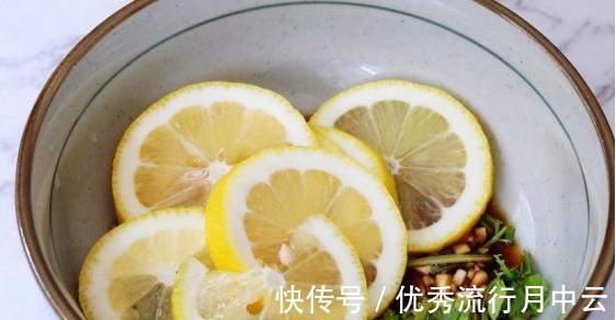 专治没食欲的小拌菜，麻辣鲜香，适合做下酒菜！