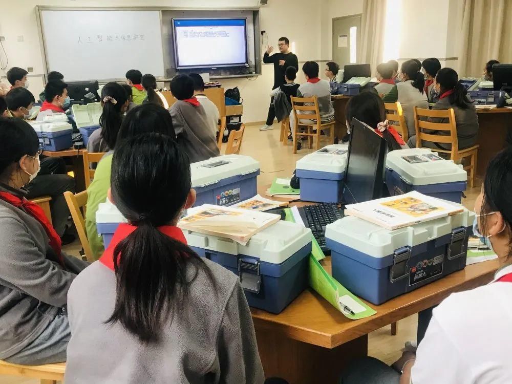 更深入|人工智能安全知识,你科普了吗?