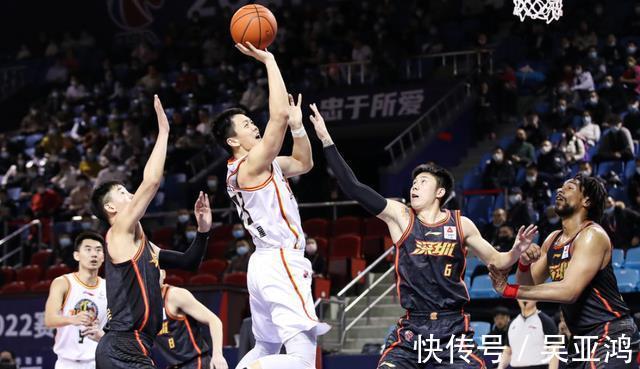 白昊天|姜宇星补篮绝杀,吉林1分险胜黑马!琼斯31+三双,沈梓捷复出2+6