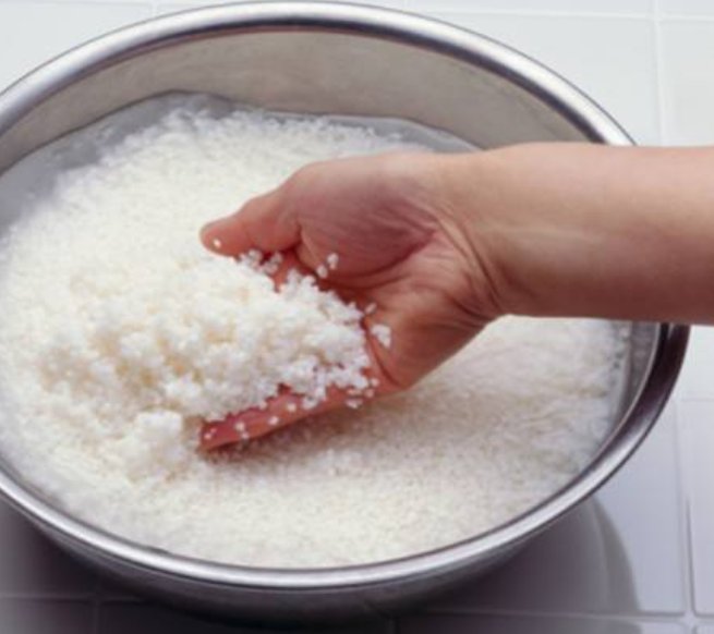 鲜艳|养花浇水有窍门,以下2种水浇花很“致命”,浇水越多,死的越快