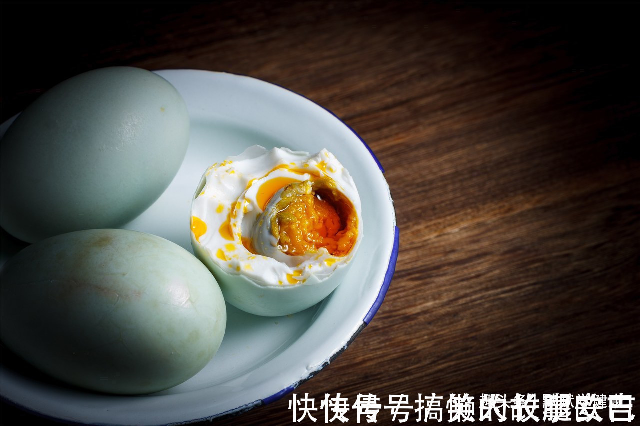 血液粘稠度|男子连续脑梗3次,都是爱吃惹得祸,高血脂不想脑梗,应该怎么吃