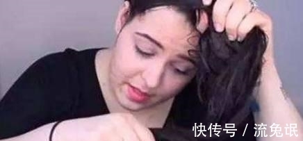 女子|美国一女子用可乐洗头一年,头发变成这样,她自己都表示难以置信