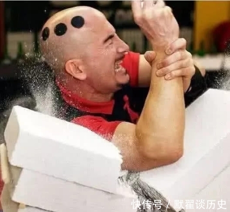 厘米|靠舌头打破吉尼斯,第二项只有0.56厘米,这可让人怎么玩?