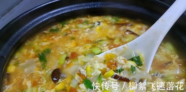 比面条营养,比饺子好吃,3元煮一大锅,暖和料足适合冷天吃!