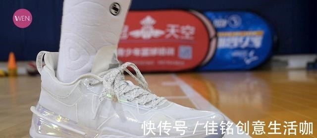 碳板 说什么ZK5平替,我愿称闪现3为后卫鞋新标杆!