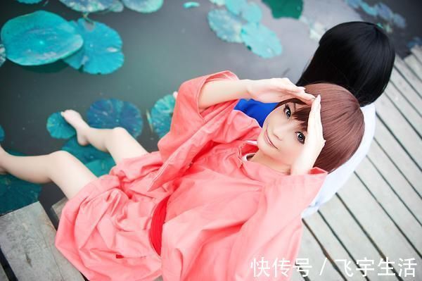 照片|女孩晒《千与千寻》COS,粉丝:画面美好如童话,背景价值一个亿