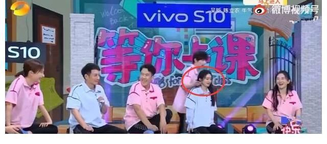 谢娜回《快本》预告,何炅评价包容,丁程鑫拍赵丽颖脸后画风突变