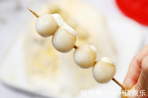 蛋糕|火遍全网的豆乳奶盖蛋糕，细腻浓郁一口就沦陷，原来做法非常简单