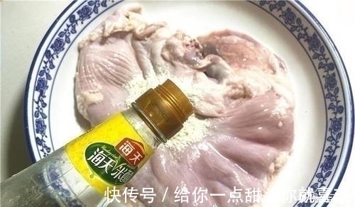 洗猪肚时，有人用淀粉，有人用盐，大错特错这么洗才正确