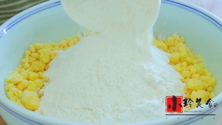 玉米面最好吃的做法，一层比一层香，连吃3天都没吃够，营养解馋