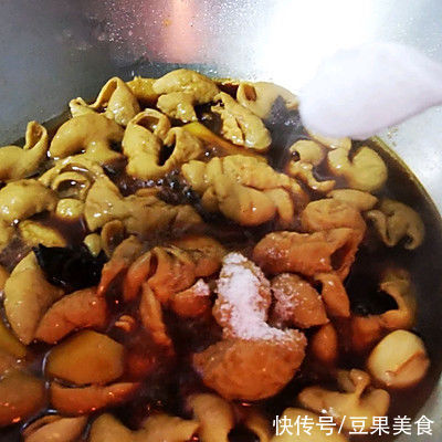 冬日里来一道肥肠煲,保你一天元气满满