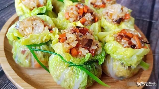 香菜梗|年夜饭用白菜做一个白菜福袋，寓意好还好吃，新年里讨一个好彩头