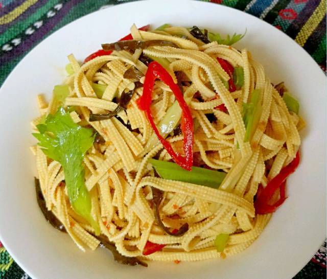 朵朵|9岁女孩查出“脑萎缩”,医生叹息2个坏习惯,别做不合格父母