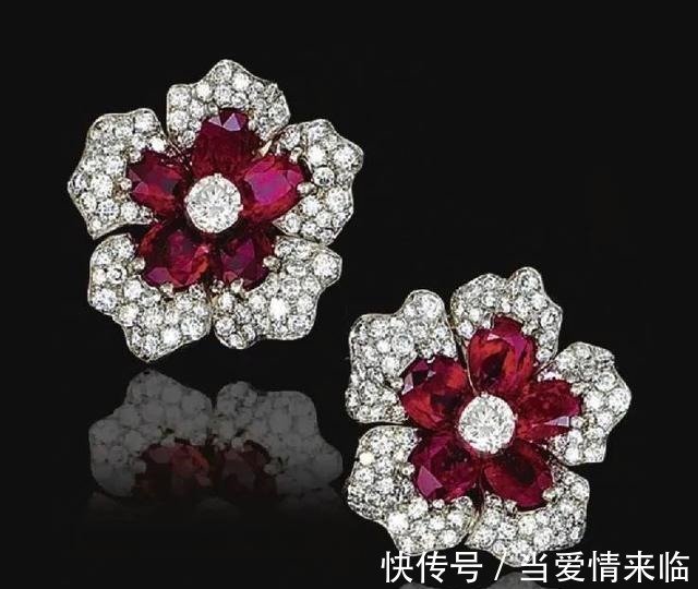 耳环 新年就是要红!王室红宝石珠宝看起来!