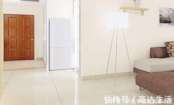 不锈钢|新房装修不要装瓷砖踢脚线了,师傅一看就摇头,如今流行这么做