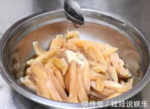 面包糠|炸鸡柳你还去外面买?大厨教你自己做,一盘成本不到10块钱!吃嗨