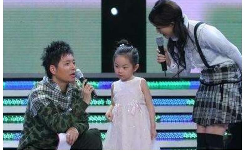 曾是湖南台的收视神话,被怂恿转战浙江台,今落魄沦为司仪主持人