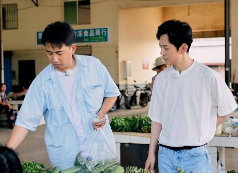 戲劇新生活|還沒等來《向往5》，就等來黃磊何炅再次聯(lián)手，打造的這檔新綜藝