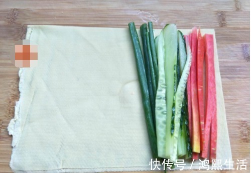 豆腐皮|豆腐皮的创意吃法,隔几天就做一次,太好吃,试过的都叫好!