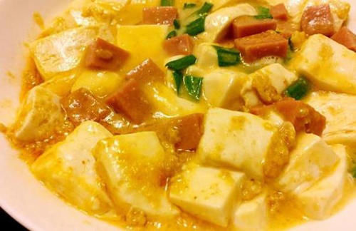  精选|精选美食：三丝炒大白菜、西芹炒豆皮、蟹黄豆腐的做法