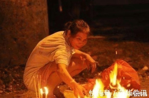 死者$人死后为啥要烧纸,没人烧纸会怎样流传几千年的文化,真是迷信吗